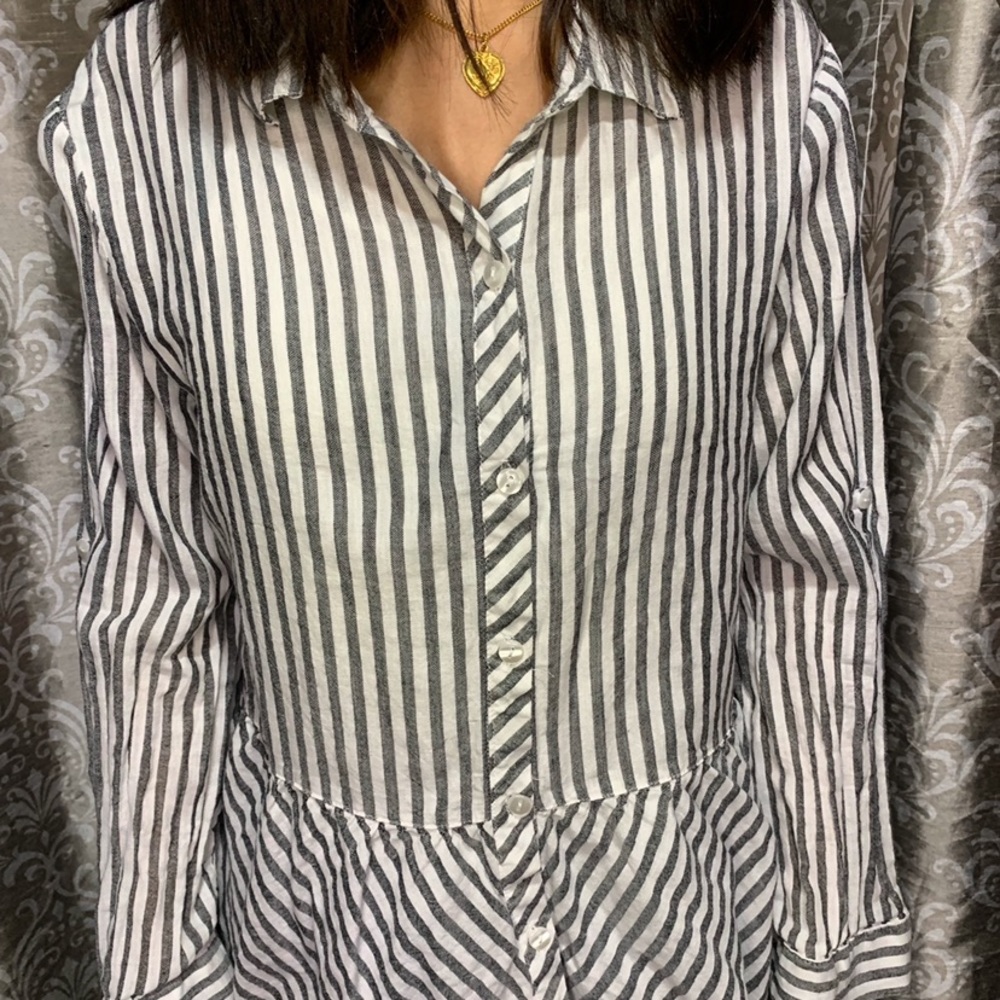Stripped button up